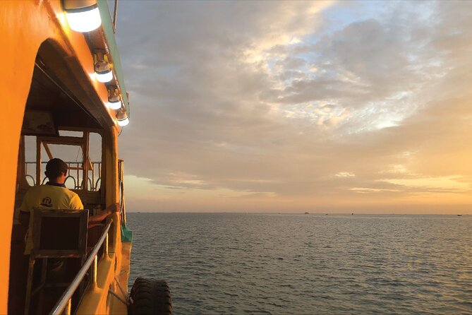 Red River Private Tour : Sunset and Night Squid Fishing - Key points to know before booking