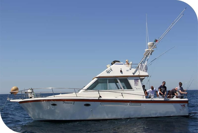 Reef Fishing in Vilamoura - The custom-built Gui Bonnet and the small-group feel