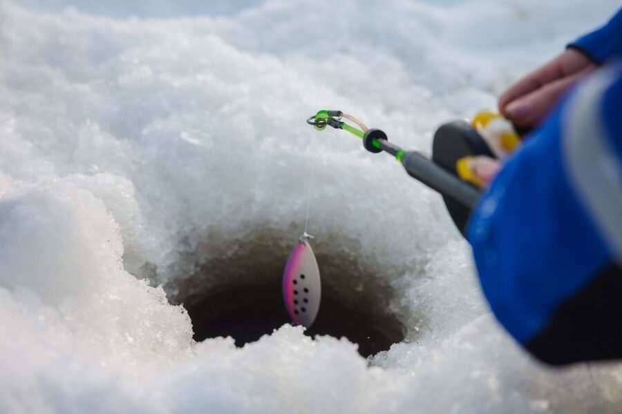 Rovaniemi: Arctic Circle Ice Fishing Experience - Getting to the lake from Rovaniemi