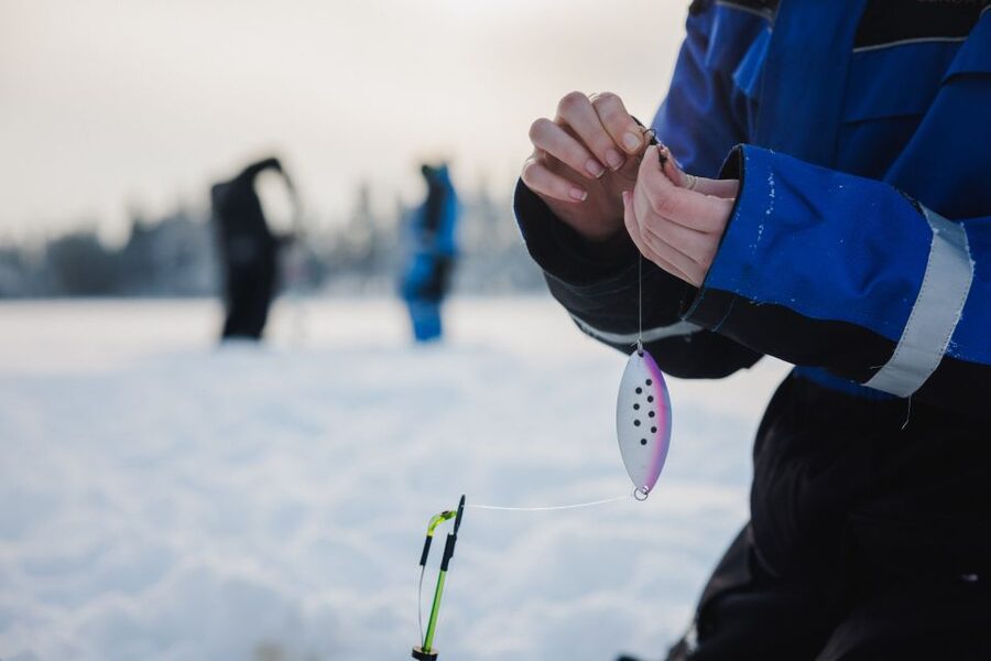 Rovaniemi: Ice Fishing & Snowmobile Safari Combo Day - Meeting in Rovaniemi or Santa Claus Village