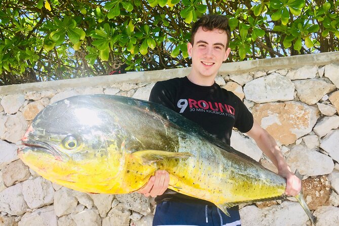 Santa Elena Fishing Charters in Punta Cana - The lagoon option and fresh-catch meal