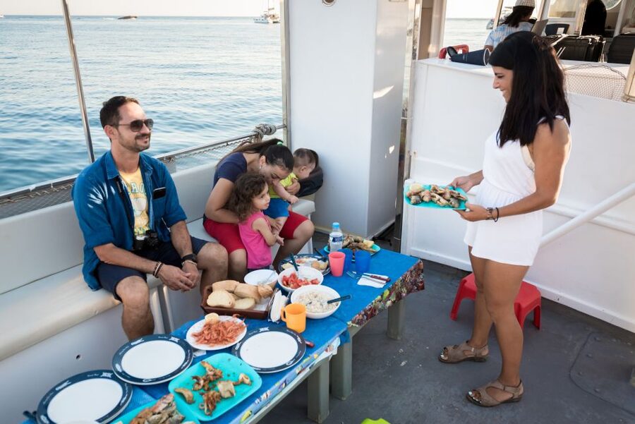 Santorini: Traditional Fishing Trip and Fresh Fish Lunch - Booking details worth knowing