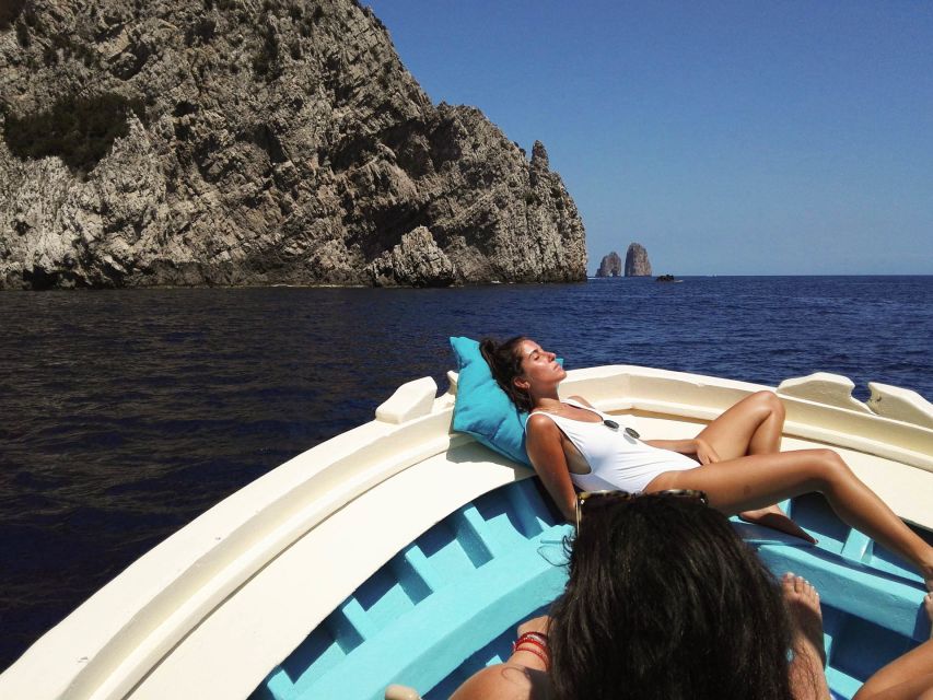 Sorrento: Sea-Fishing Tour with Lunch Onboard - From Sorrento’s parking garage to Marina Grande
