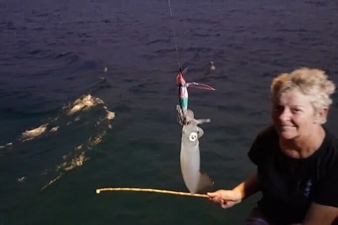 Squid Fishing Tour at Nhon Ly, Vietnam - Learning the gear before the first cast