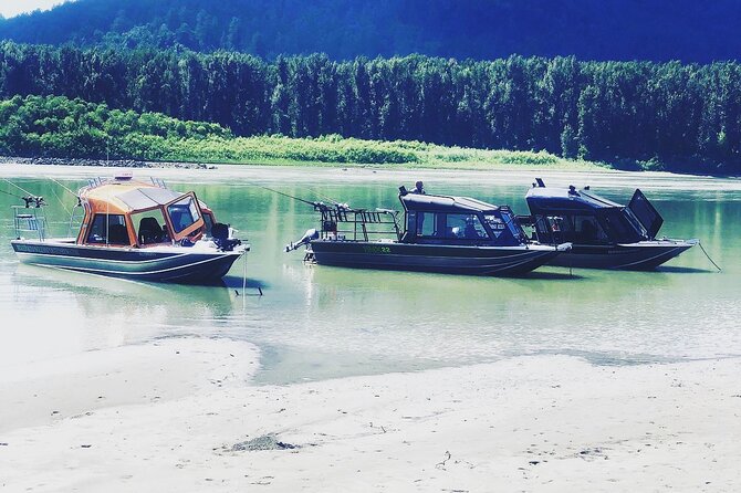 Sturgeon fishing on the Fraser river - Who will enjoy this Fraser Valley outing