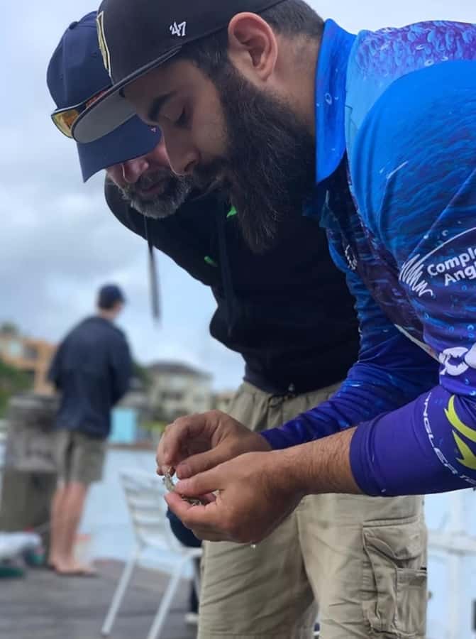 Sydney: Onshore Fishing Experience with Equipment - Private time, shared stories, and group size