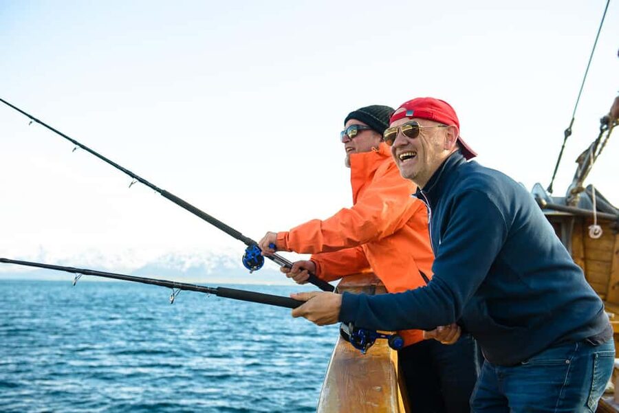 Tromsø: Fishing & Fjord Cruise - Eating the catch aboard Hermes II