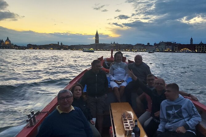 Venice: Relaxing Sunset Ride aboard old fishing boat - The return to St. Mark’s Square at sunset