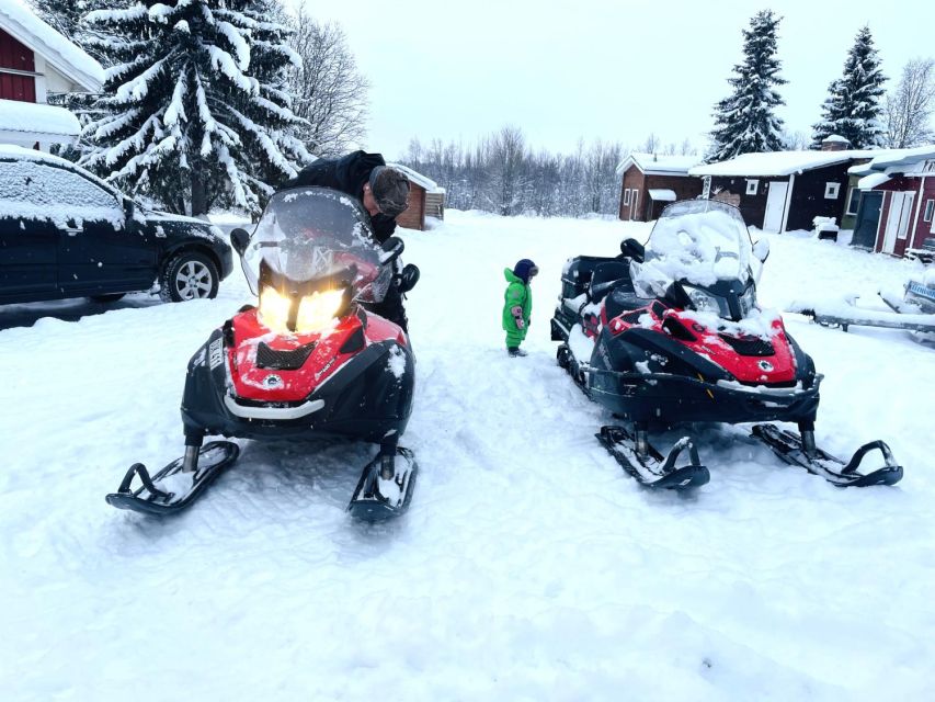 Wilderness Tour with Snowmobile & Ice Fishing - Fire, grilled sandwiches, and Swedish fika